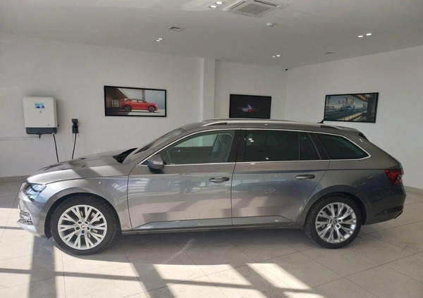 Skoda Superb cena 171900 przebieg: 23500, rok produkcji 2022 z Częstochowa małe 121